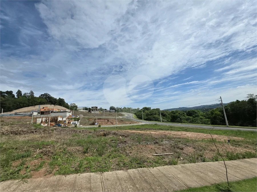 Terreno / Lote a Venda no Condomínio Residencial San Lucca em Vinhedo/SP
