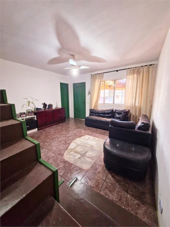 Casa à venda com 3 quartos em Vila Sônia, São Paulo, SP