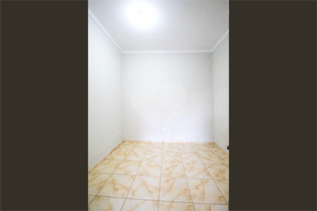 Casa à venda com 206m², 3 quartos e 2 vagas