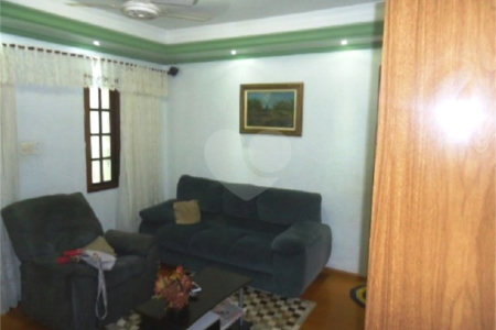 Casa à venda com 3 quartos, sendo 1 suíte, em Azulville I, São Carlos, SP