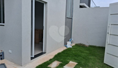 Casa à venda com 2 suítes em Jardim Bandeirantes, Poços de Caldas, MG