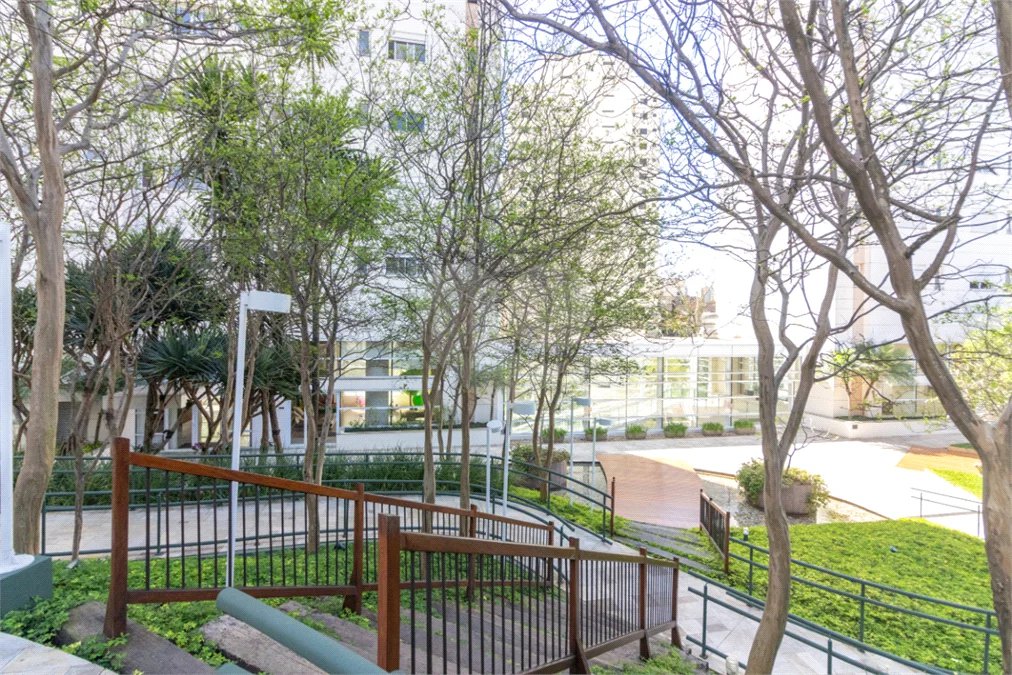 Vila Andrade / Jardim Sul - 4 dormitórios | 2 suítes | 3 vagas | depósito