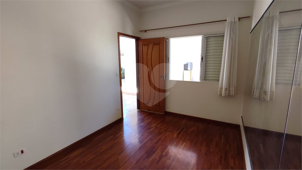Casa à Venda de 5 dormitórios em São Carlos, no Residencial Eldorado