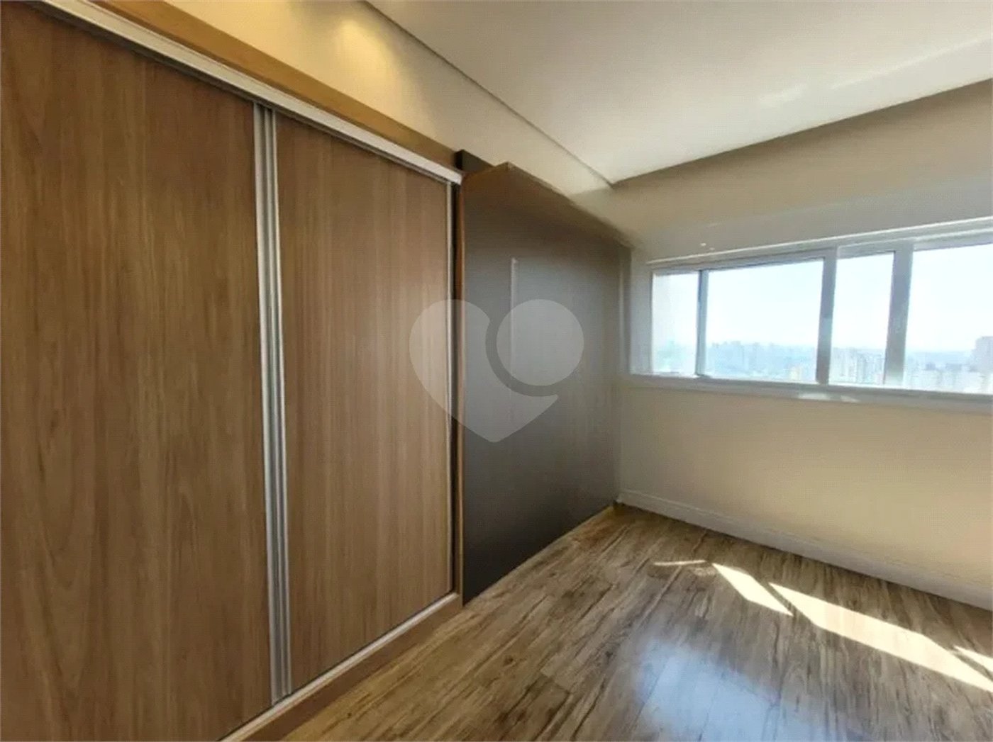 Apartamento à venda com 3 quartos, sendo 2 suítes, em Cambuci, São Paulo, SP