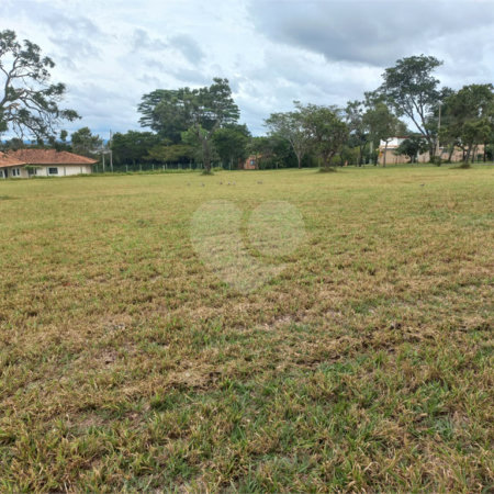 Loteamento Residencial no Condomínio Vila Pinhal do Broa.