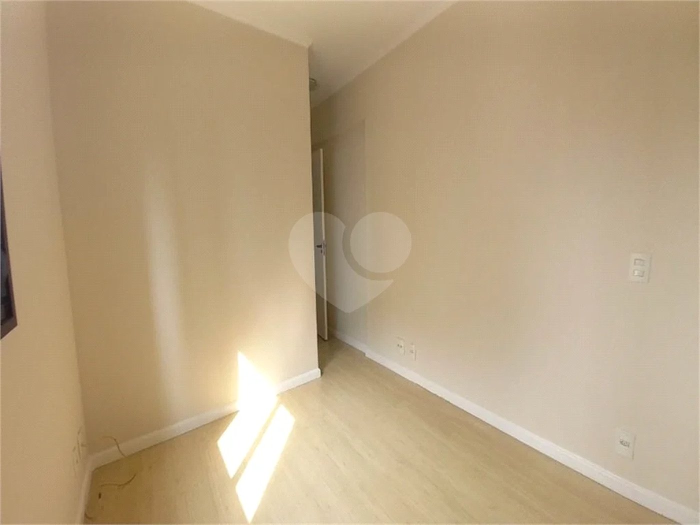 Excelente apartamento, 3 quartos e 2 vagas, para venda na Aclimação!