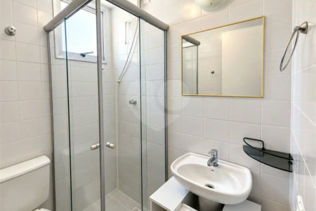 Apartamento de 44 m² com 2 dormitórios, varanda integrada e 1 vaga na Vila Guarani