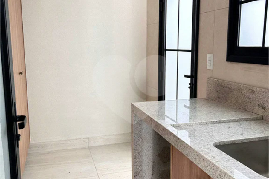 Casa térrea em estilo neoclássico com 3 suítes, no Condomínio Damha 2, na cidade de Piracicaba - SP.