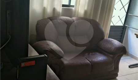 Casa à venda com 2 quartos, sendo 1 suíte,  em Vila Brasileira, Mogi das Cruzes, SP