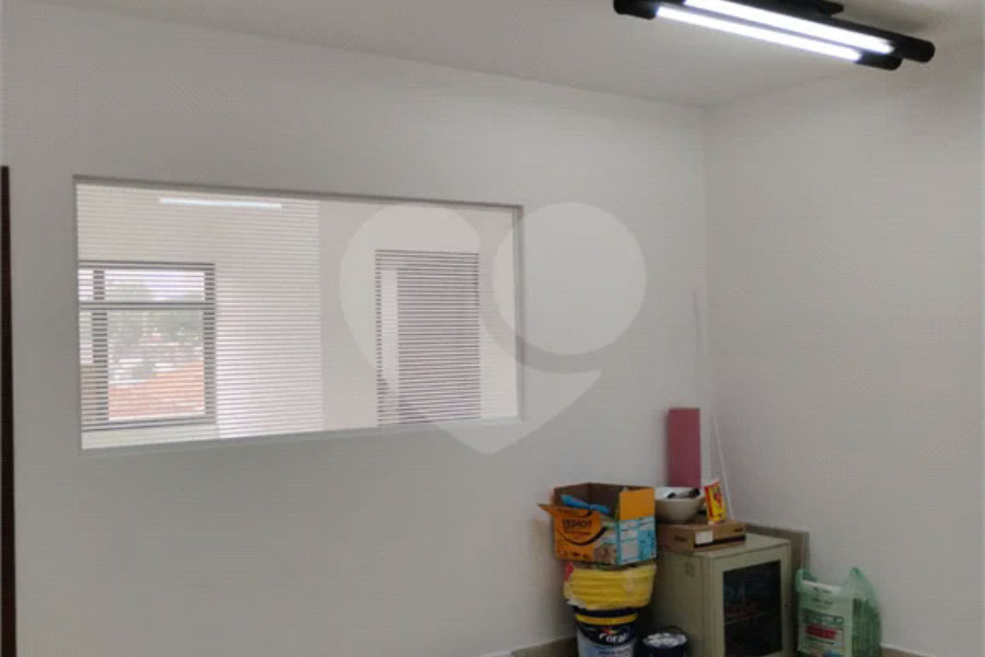 Aluga-se Sala Comercial na Vila Santa Catarina