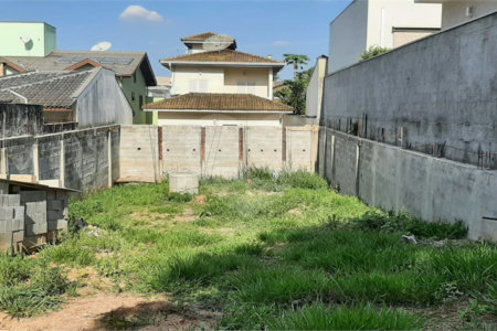 Belo terreno no Condomínio Villagio Capriccio - Louveira SP.