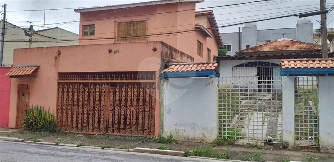 Casa à venda na Vila Carrão, 3 quartos (1 suíte)