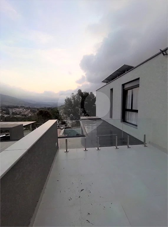 Casa de Alto Padrão com Vista Privilegiada para a Pedra Grande — Atibaia