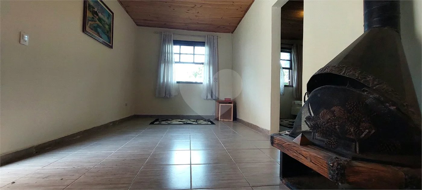 LINDA CHÁCARA A VENDA - CONDOMINIO ALPES D'OURO - BOM JESUS DOS PERDÕES