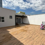 Casa a venda, composta por 2 casas separadas no Jaraguá em Piracicaba - SP.