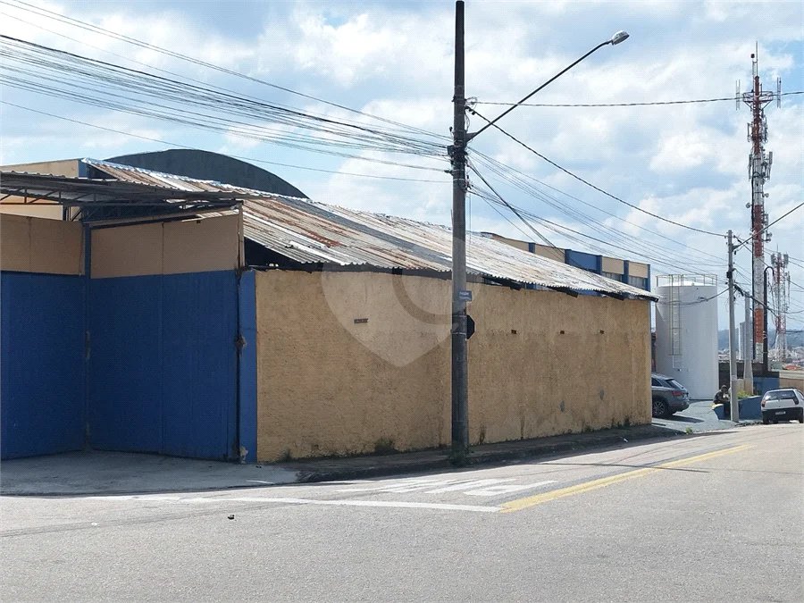 Excelente Galpão Industrial e Comercial em Jundiaí com AVCB e Zoneamento ZR3