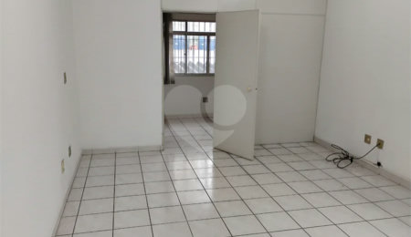 Excelente sala comercial na Zona Sul