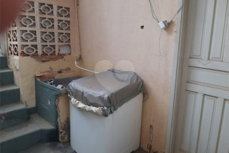 Casa térrea a venda na região central de São Carlos