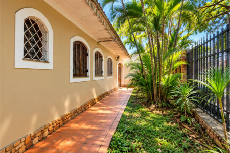 Casa Térrea à venda com 3 quartos, sendo 2 suítes,  em Brooklin Velho, São Paulo, SP