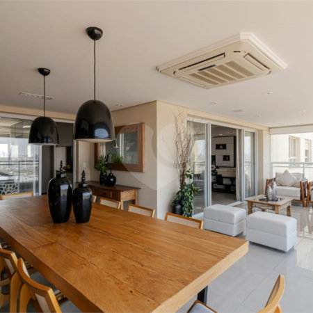 APARTAMENTO IPIRANGA COM 4 SUÍTES E 3 VAGAS - REFORMADO!