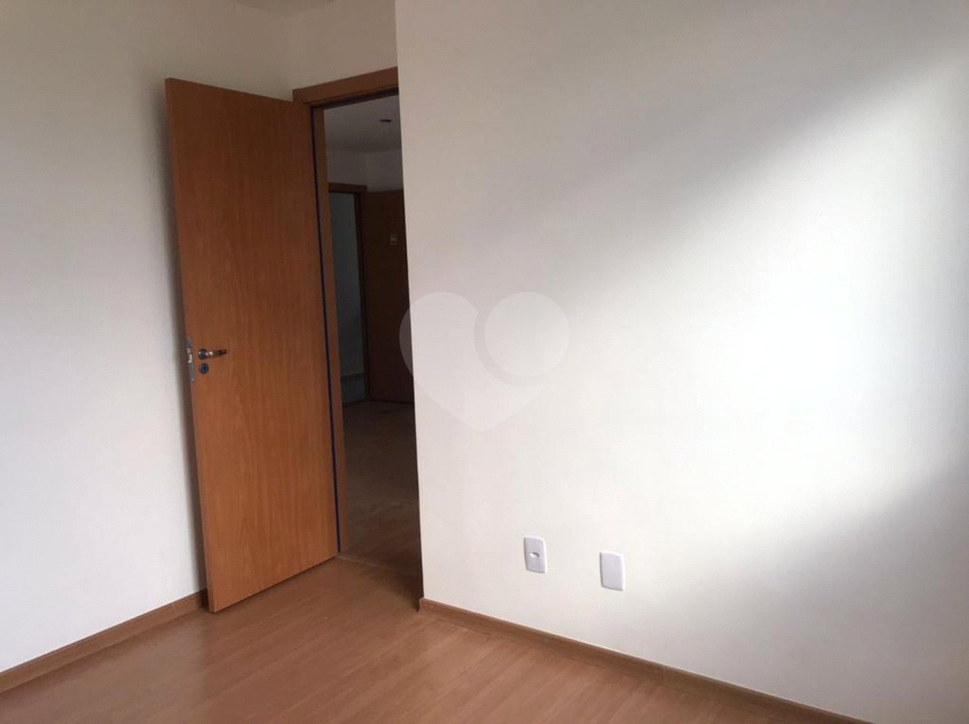 Apartamento no condomínio Monte Berlim