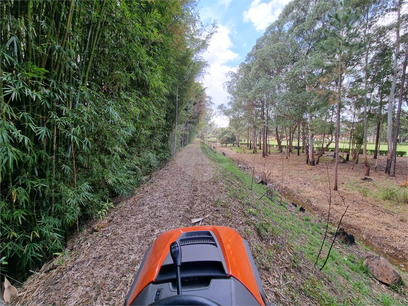 Área de terra 86 280 Mt² em Atibaia para empreendimentos e construtoras