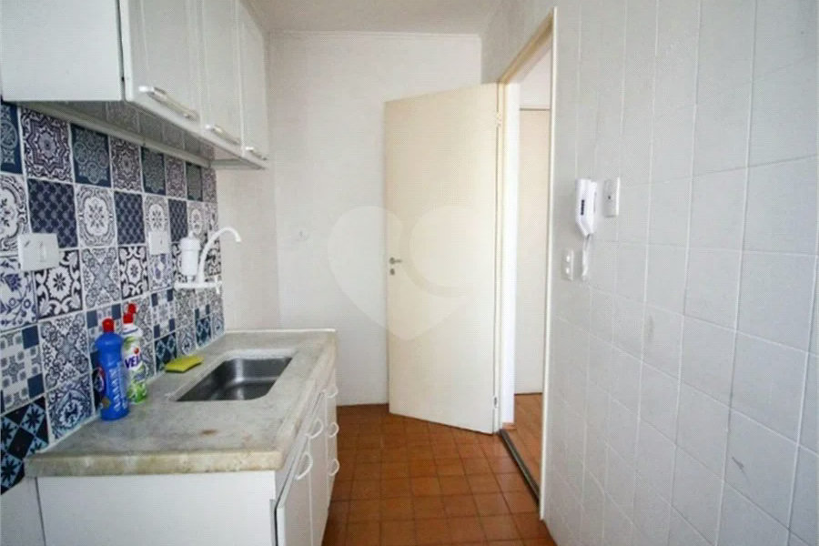 Apartamento em Santana com Sacada e Vaga de Garagem, a 650 m do Metrô