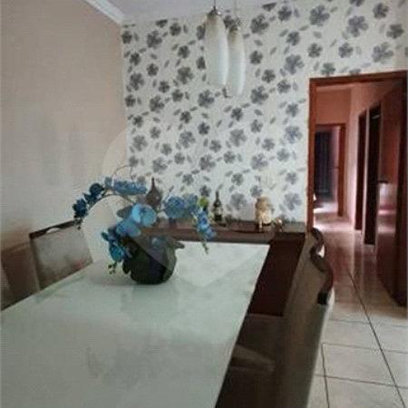 Casa térrea em Ribeirão Preto/SP.