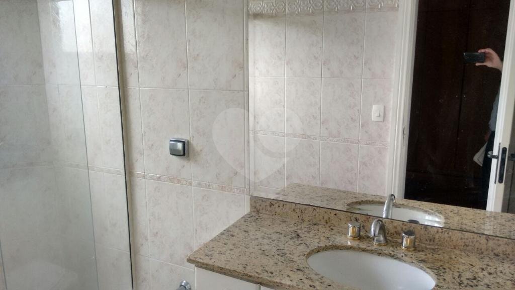 Excelente Apto à venda na Saúde c/240 m2 - 3 Suites/4 Vagas
