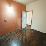 Casa Térrea Charmosa e Espaçosa na Vila Prado: Conforto, Praticidade e Próxima ao Centro!