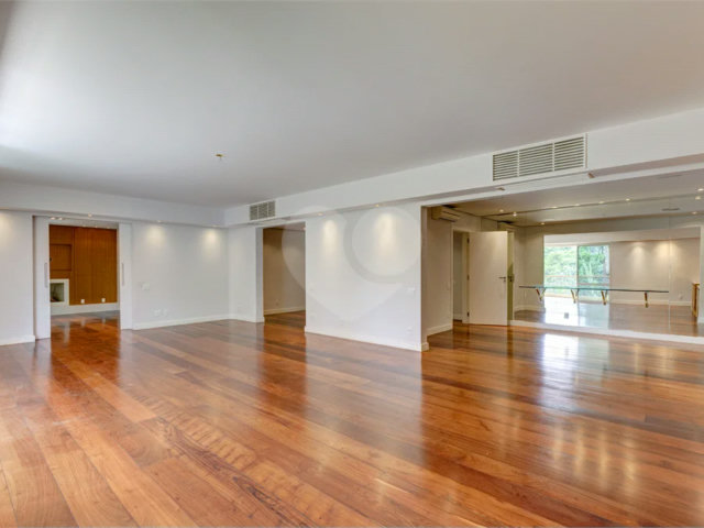 Apartamento à venda ou para alugar com 4 suítes em Santo Amaro, São Paulo, SP