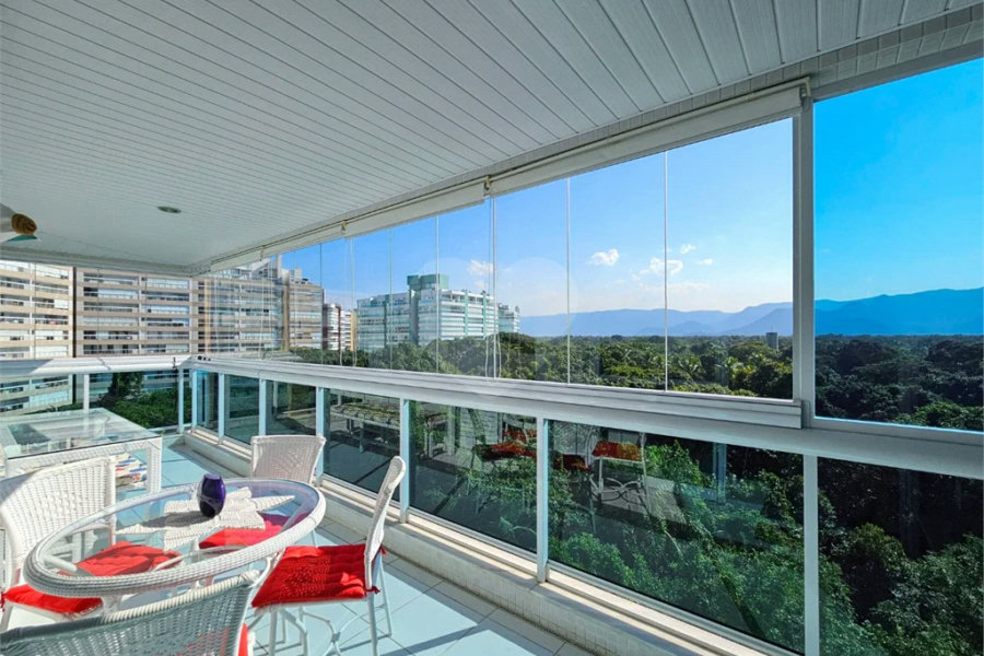 Apartamento à venda ou para alugar com 3 quartos, sendo 1 suíte, em Riviera de São Lourenço, Bertioga, SP
