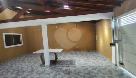 Casa à venda com 3 quartos em Parque Residencial Maria Stella Faga, São Carlos, SP