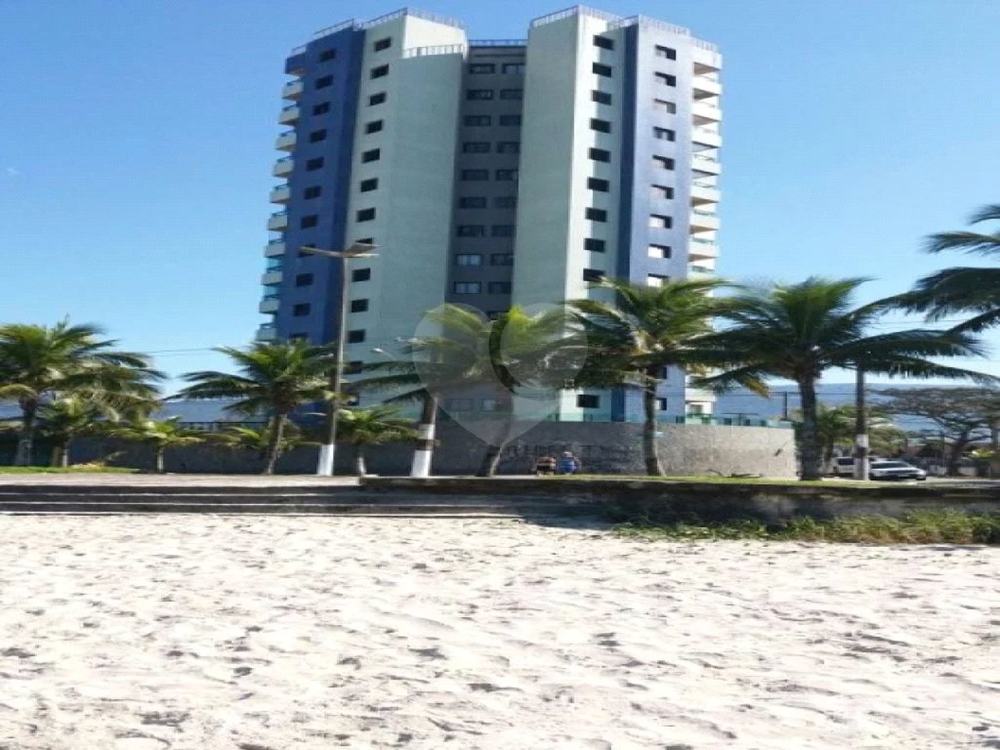 LOCAÇÃO. LINDA VISTA DE FRENTE PARA O MAR!