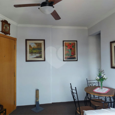 Apartamento de 70m² com 2 dormitórios e 1 vaga.