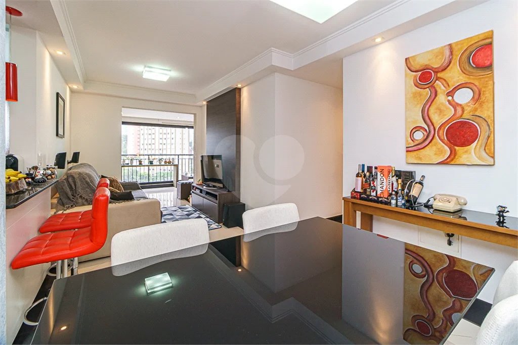 Apartamento à venda com 3 quartos, sendo 1 suíte, em Jardim Prudência, São Paulo, SP