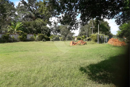 Chácara á venda com 1.250m2, em Aracê de Santo Antonio, em São Carlos.