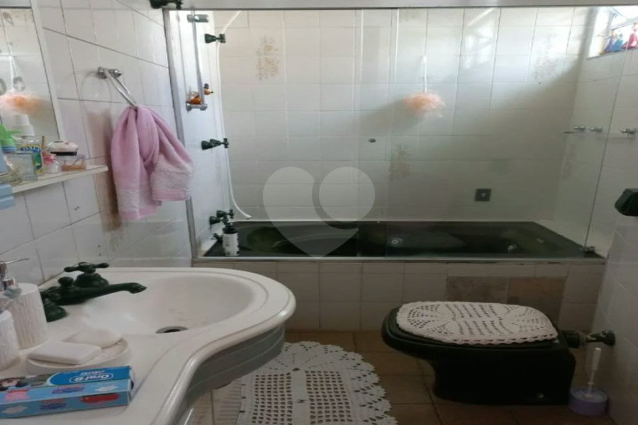 Casa à venda com 3 quartos, sendo 2 suítes, em Jardim Oriental, São Paulo, SP