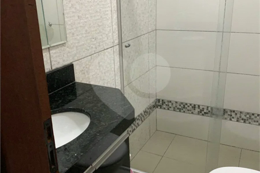 Casa à venda no bairro Santa Rosa (Ypês), Piracicaba-SP.