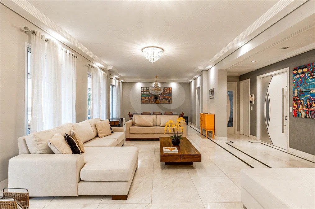 Apartamento mobiliado para locação em Moema | 275 m² | 3 suítes | 4 vagas