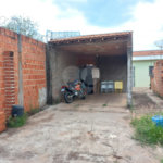 Casa térrea no Prolongamento Jardim das Torres.