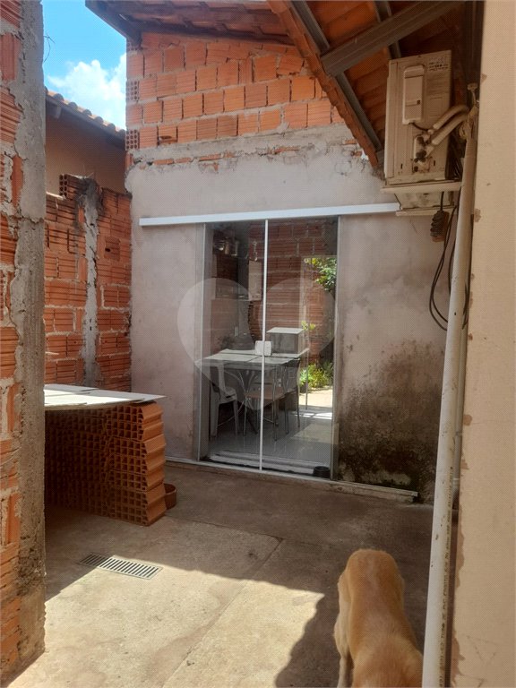 Casa à Venda no Jardim Zavaglia - São Carlos