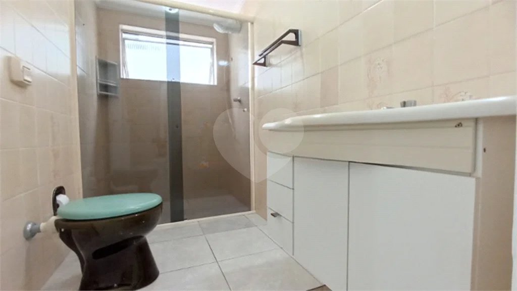 APARTAMENTO 2 QUARTOS (+1 REV.) MOBILIADO P/ALUGAR NO GUARUJÁ/PITANGUEIRAS 96m2 VISTA MAR