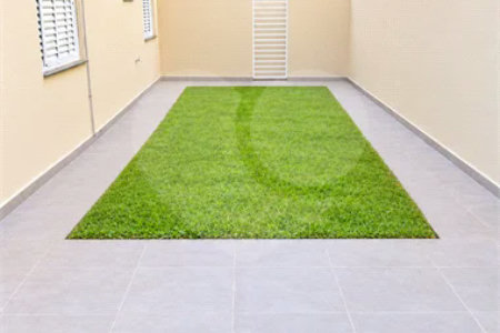 Casa em Condômino com 3 suítes para Locação