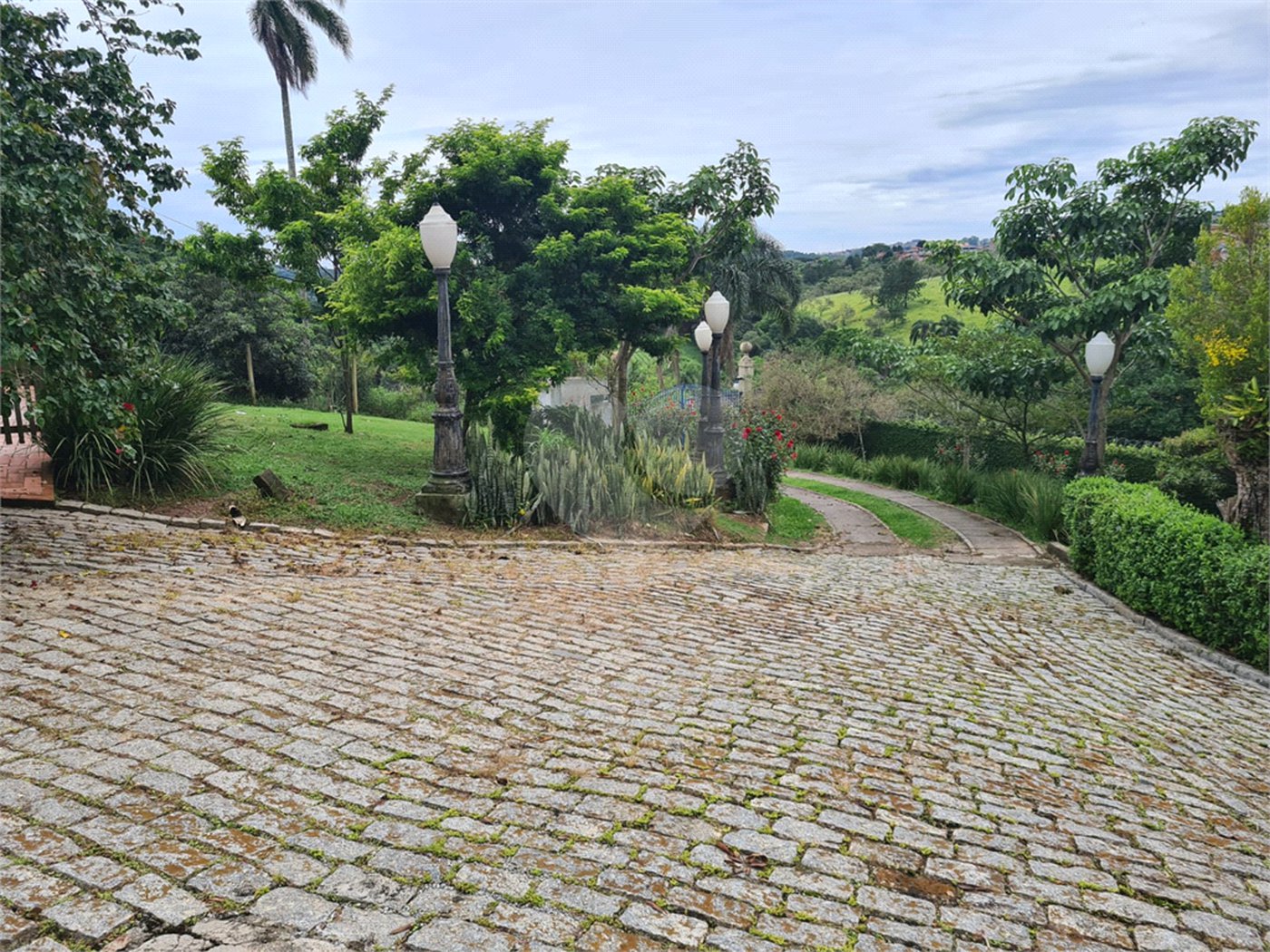 Excelente Chácara à Venda em Itapecerica da Serra/SP