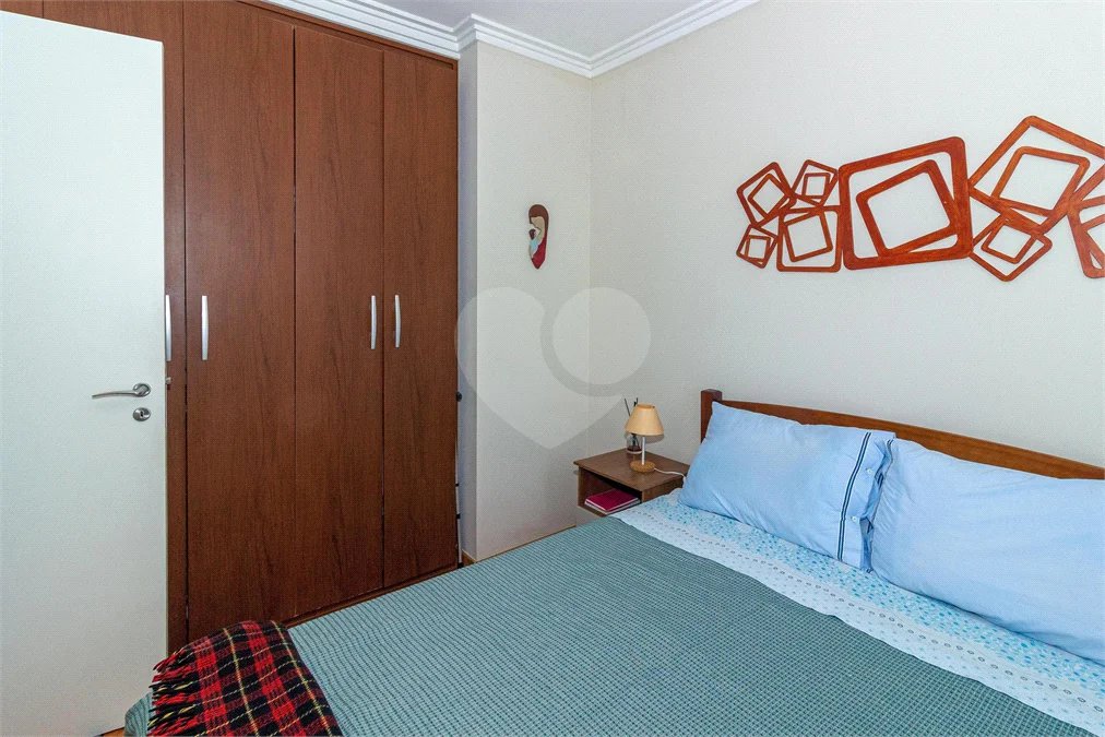 Apartamento à venda com 3 quartos, sendo 1 suíte, em Jardim Marajoara, São Paulo, SP