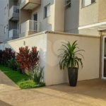 Apartamento à venda no condomínio Parque das Acácias.