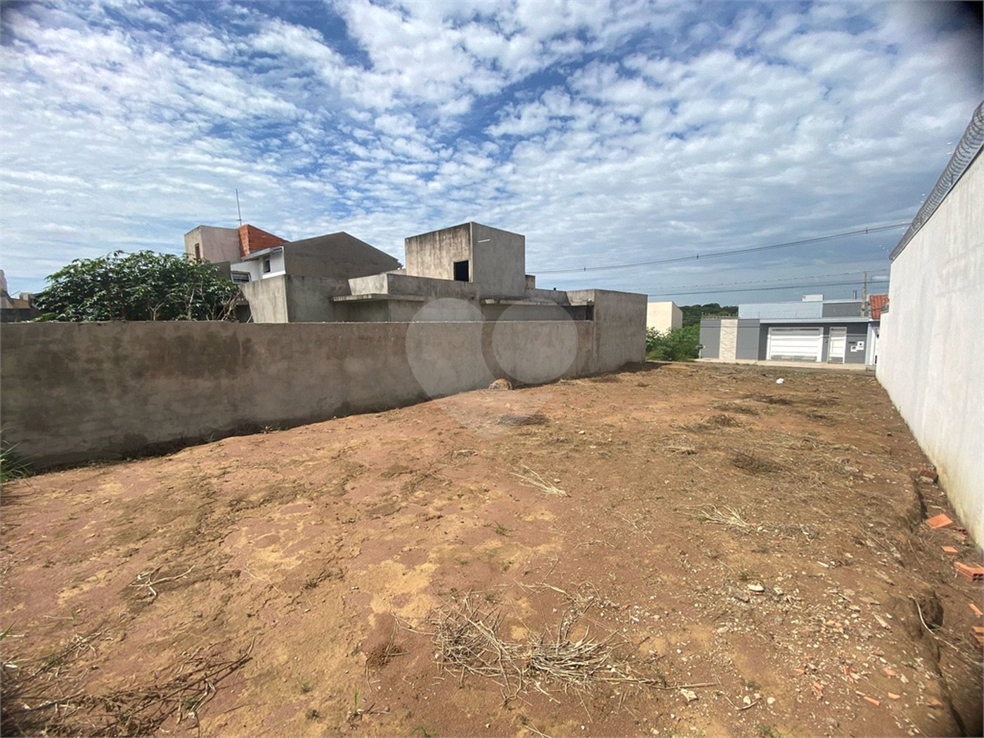 Terreno à Venda no Jardim Embaré - São Carlos