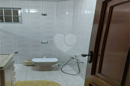 Casa com dois pavimentos na Barra Funda: