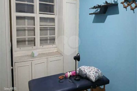 Terreno com 4 casas à venda na melhor região da Mooca, próximo à rua do Oratório!!